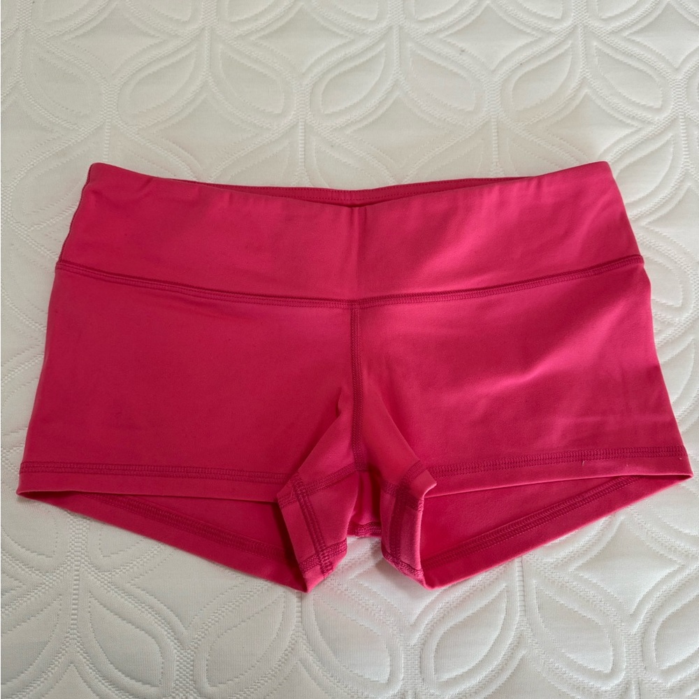 Fleo - OG Pink Shorts (M)